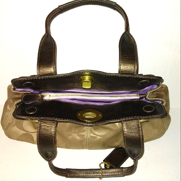 Must See☆Rare☆COACH "Garnet" Large Signature Pleated Sateen Satchel☆2009 - Picture 10 of 16